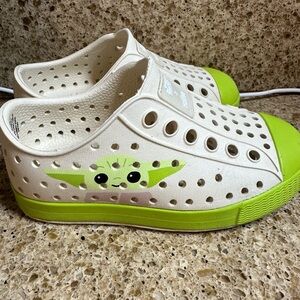 Native Toddler Grogu shoes